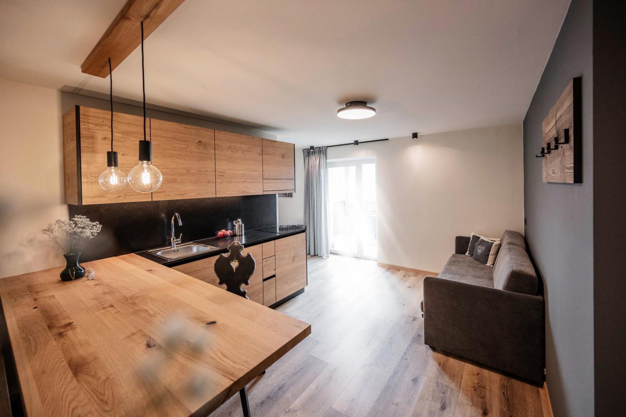 Appartamento con 2 Camere da Letto e con Vista Montagna